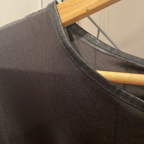 Open back soft and stretch dress - Picture 4 of 6